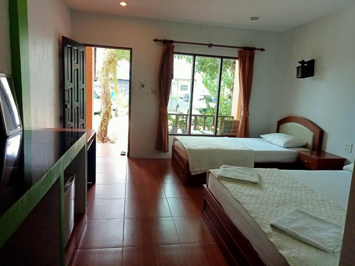 Bank Guesthouse Hat Rin Buitenkant foto